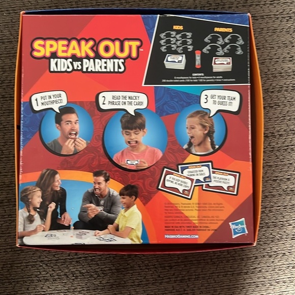 Hasbro Red and Blue Puzzle Game - Picture 2 of 3